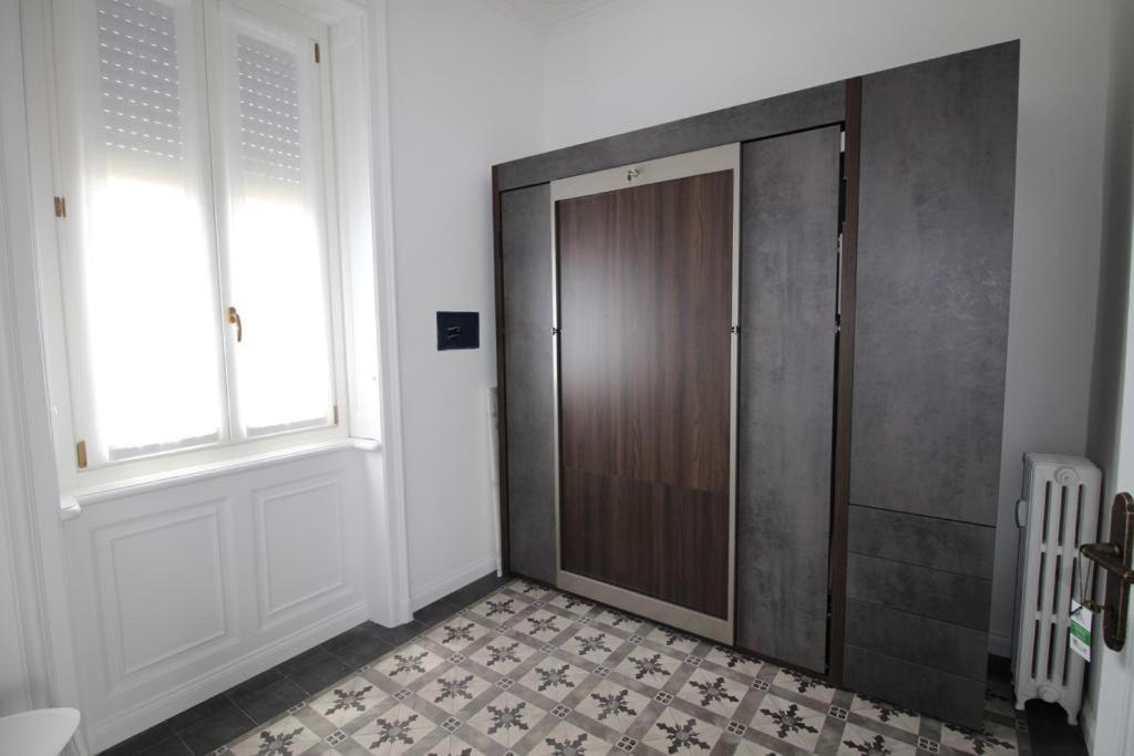 Lacaralele1 Milan Extérieur photo