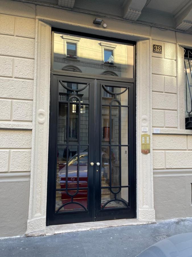Lacaralele1 Milan Extérieur photo